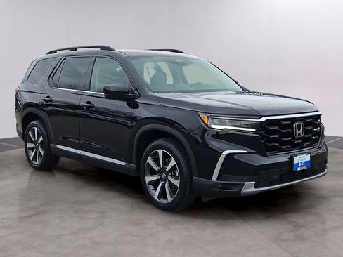 Certified 2023 Honda Pilot Elite image 32