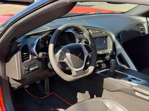 Used 2019 Chevrolet Corvette Stingray Coupe RWD image 41