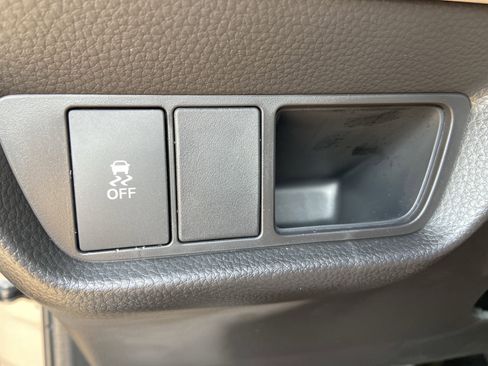 New 2026 Honda HR-V LX image 41