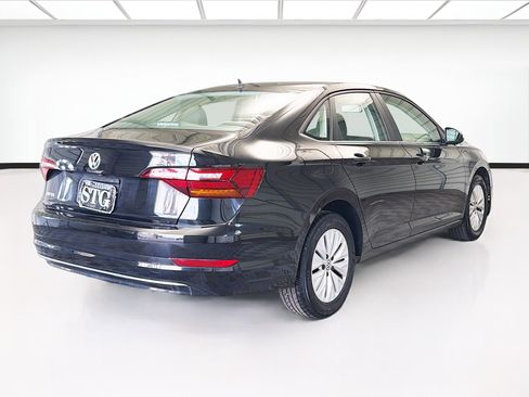Used 2019 Volkswagen Jetta S image 4