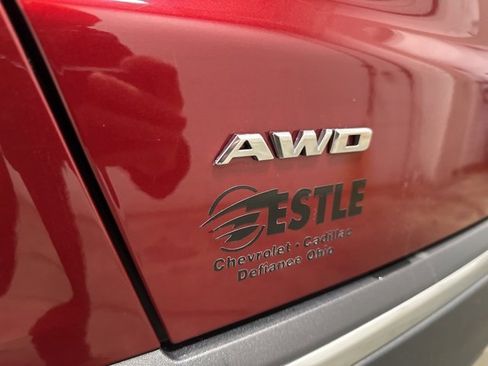 Used 2018 Cadillac XT5 Luxury w/ Driver Awareness Package image 36