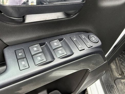 Used 2019 Chevrolet Silverado 3500 LT AWD/4WD image 18
