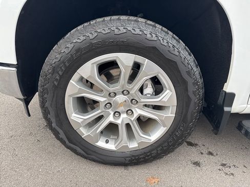 Used 2024 Chevrolet Silverado 1500 LTZ image 29