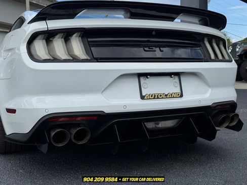 Used 2019 Ford Mustang GT w/ Black Accent Package RWD image 9