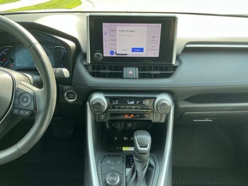 Used 2023 Toyota RAV4 SE AWD/4WD image 25