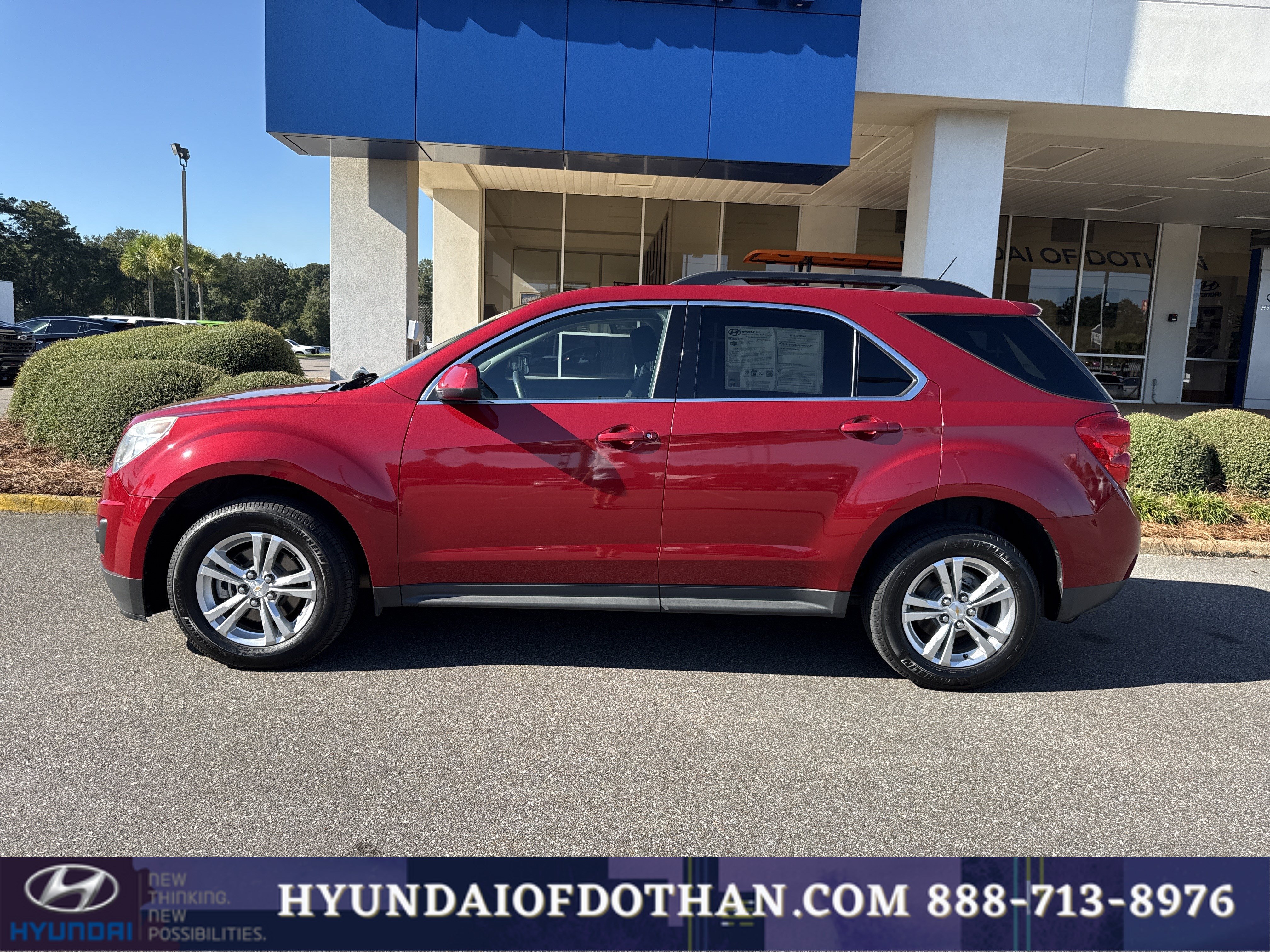 Used 2013 Chevrolet Equinox LT w/ Driver Convenience Package FWD image 3