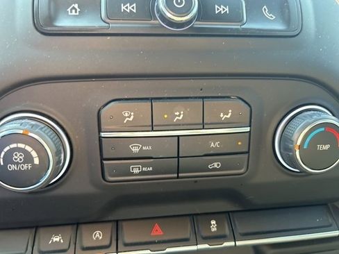 Used 2022 Chevrolet Silverado 1500 W/T w/ WT Value Package image 16