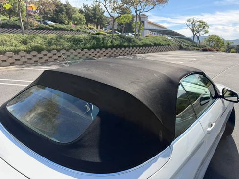 Used 2017 BMW 230i Convertible image 26