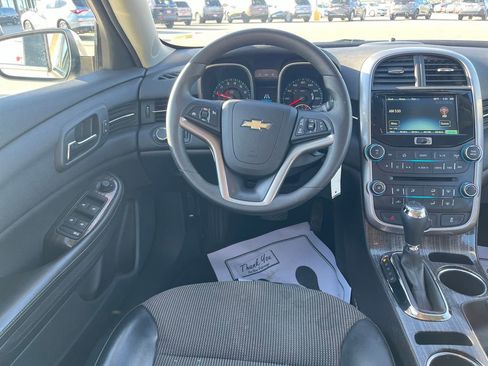 Used 2014 Chevrolet Malibu LT w/ Power Convenience Package image 17