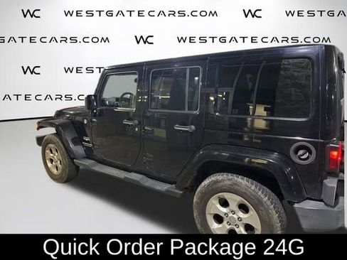 Used 2015 Jeep Wrangler Unlimited Sahara w/ Dual Top Group image 7