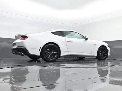 Used 2025 Ford Mustang GT RWD image 24