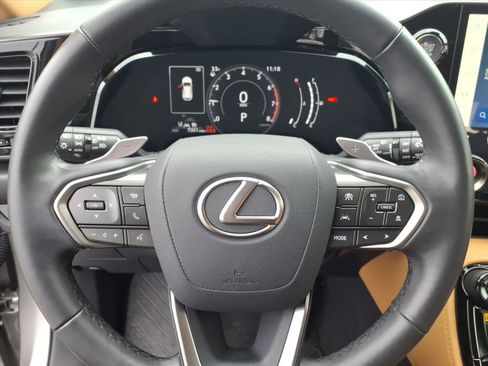 Certified 2025 Lexus NX 350 AWD w/ Premium Package image 20