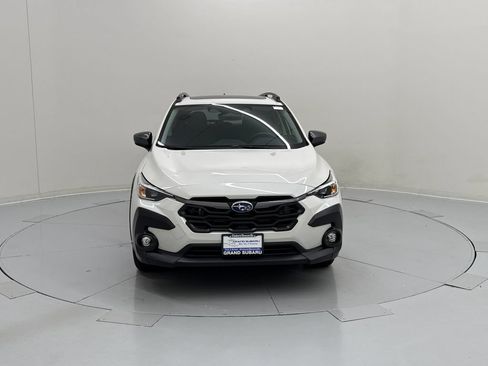 Used 2024 Subaru Crosstrek 2.0i Premium AWD/4WD image 9
