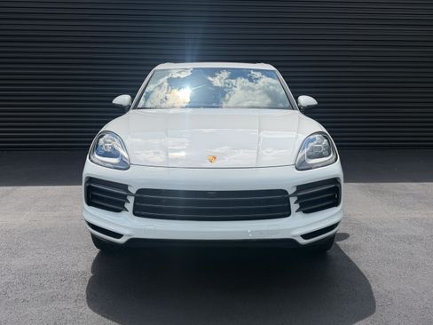 Certified 2023 Porsche Cayenne Platinum Edition AWD/4WD image 6