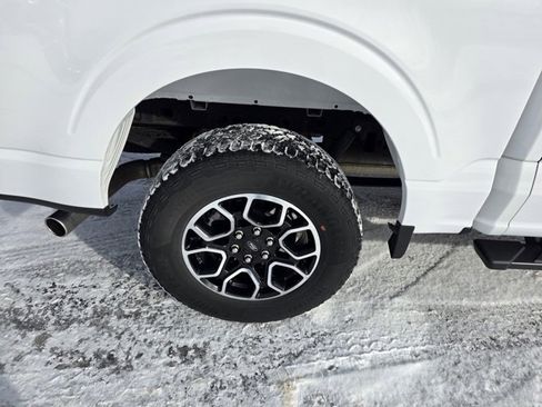 Used 2022 Ford F150 XLT w/ Equipment Group 302A High image 8