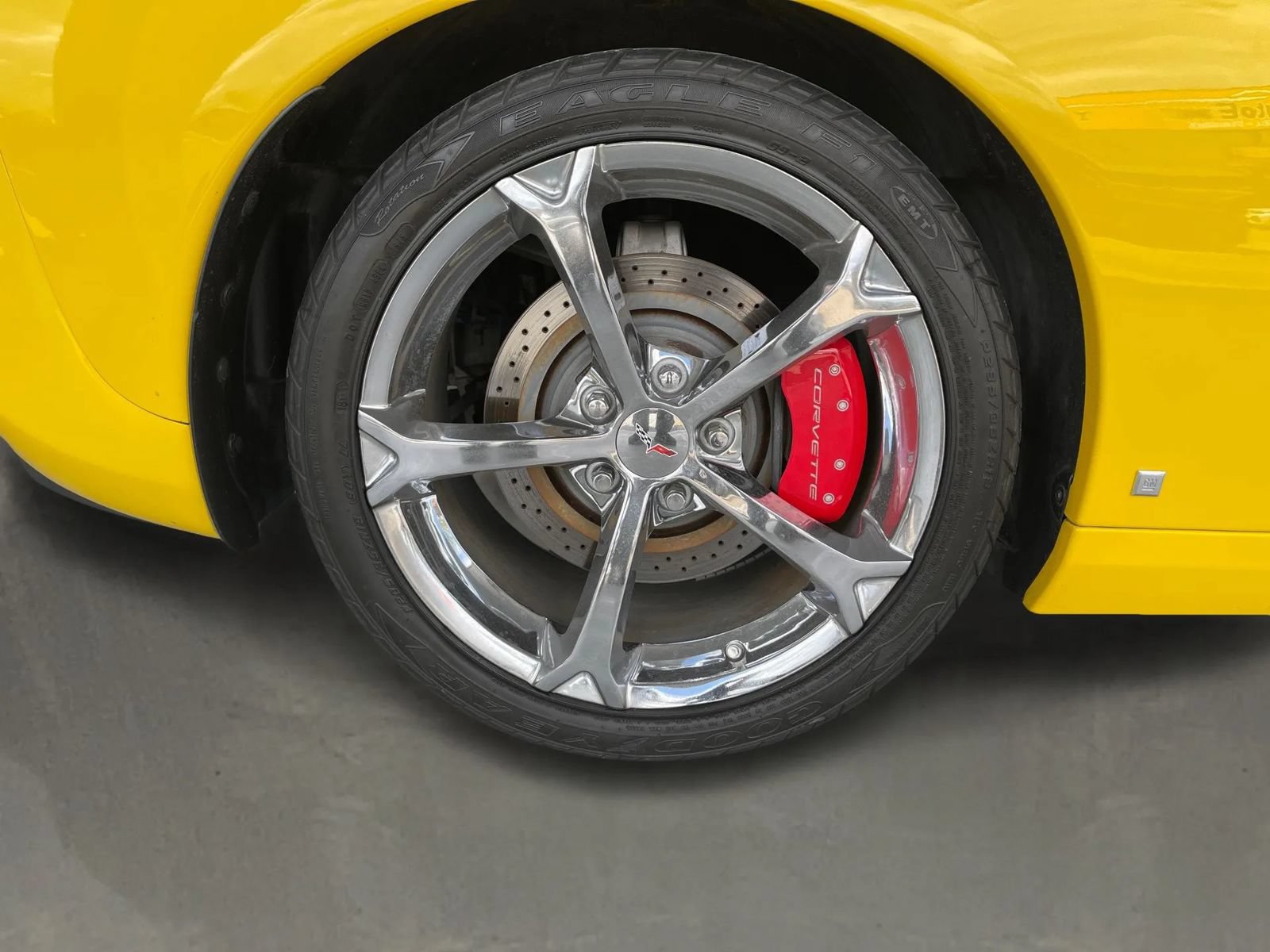 Used 2007 Chevrolet Corvette Coupe w/ Preferred Equipment Group RWD image 11