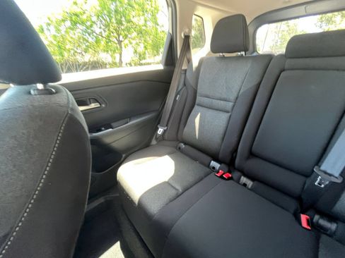 Used 2025 Nissan Rogue SV AWD/4WD image 36