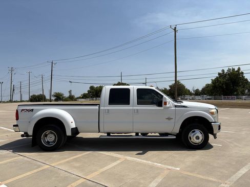 Used 2016 Ford F350 Lariat w/ Lariat Ultimate Package AWD/4WD image 7