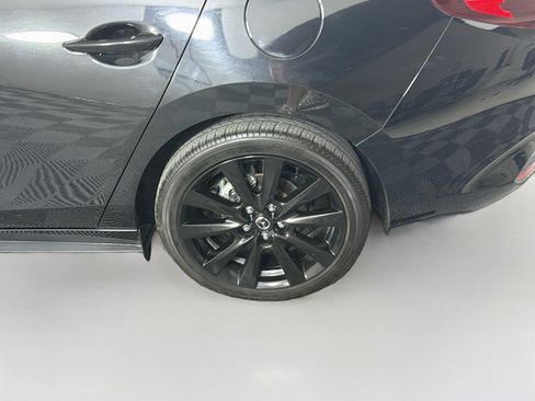 Used 2024 MAZDA MAZDA3 s FWD image 11