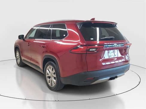 Certified 2024 Toyota Grand Highlander FWD image 5