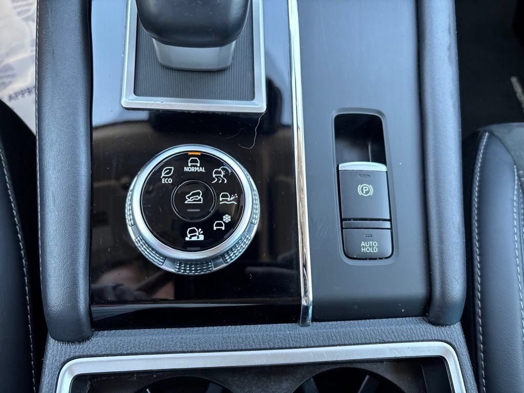 Used 2024 Mitsubishi Outlander SE AWD/4WD image 44