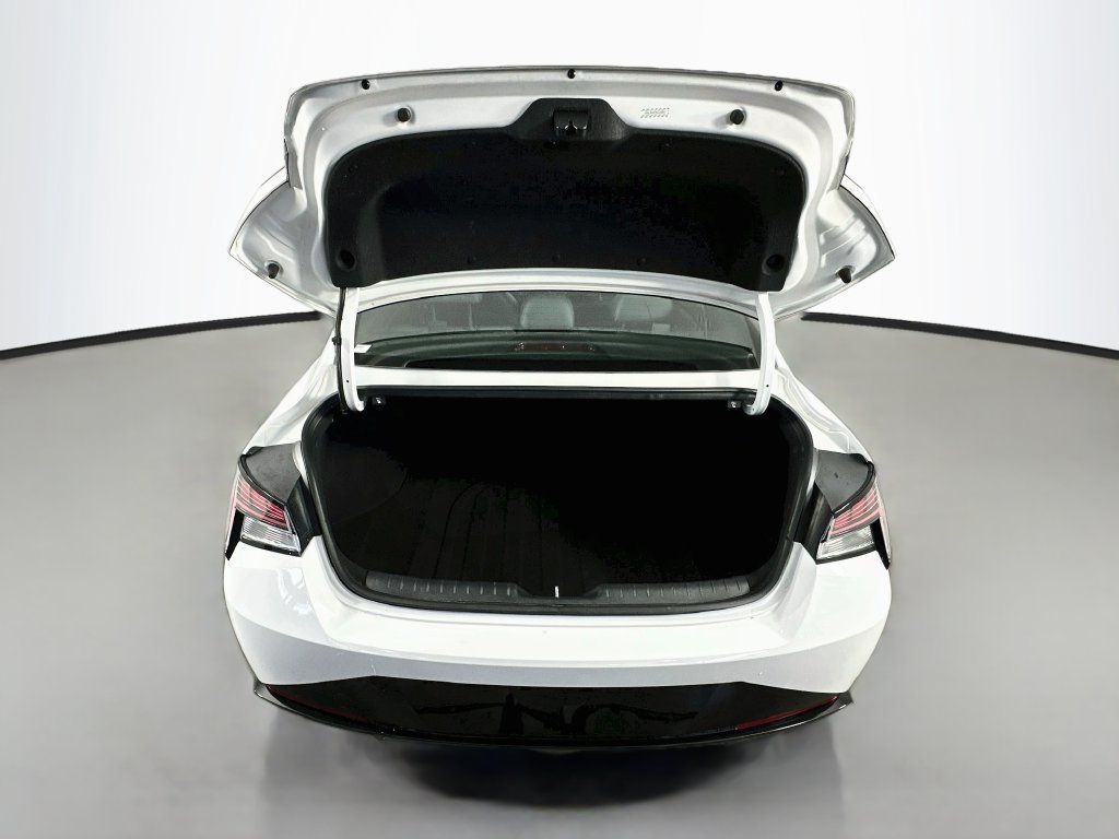 Used 2021 Hyundai Elantra N Line FWD image 28