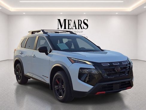 Used 2026 Nissan Rogue SV w/ Rock Creek Premium Package AWD/4WD image 7