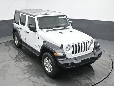 Used 2020 Jeep Wrangler Unlimited Sport S image 39