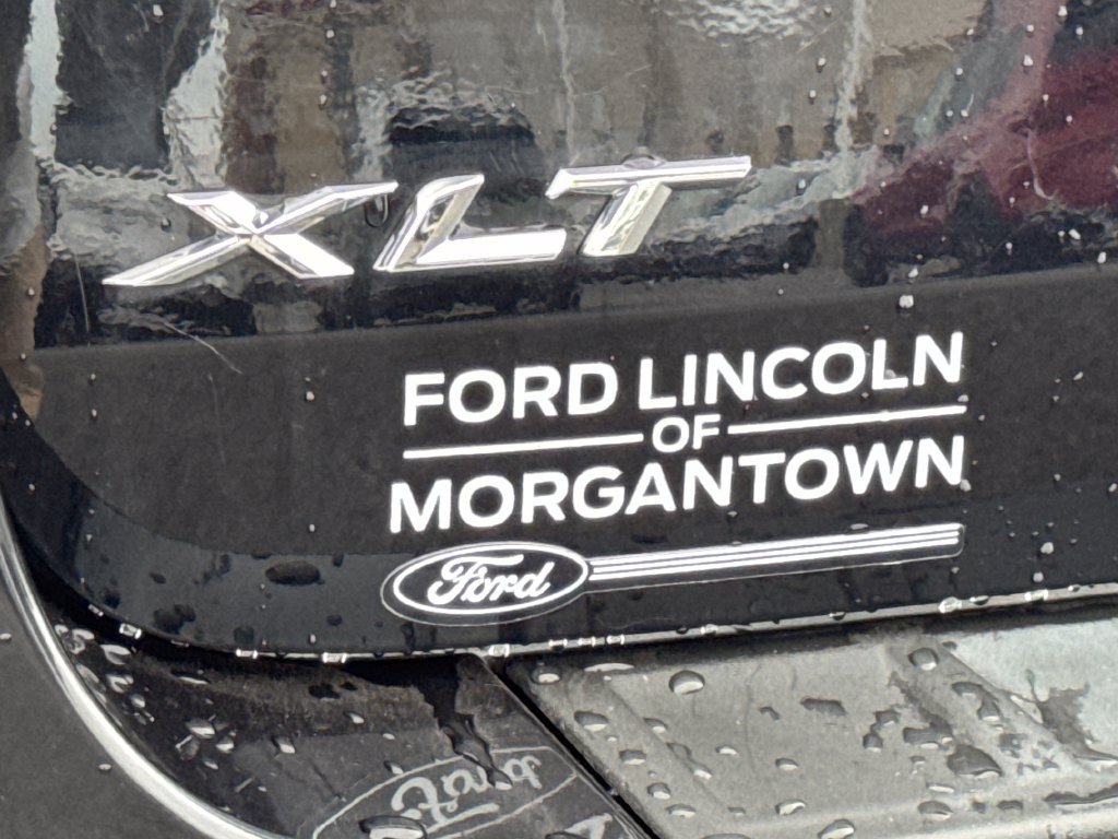 Used 2021 Ford Explorer XLT w/ Equipment Group 202A AWD/4WD image 24