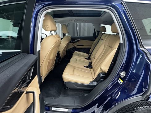 Used 2021 Audi Q7 2.0T Premium Plus w/ Executive Package image 12