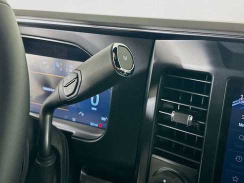 New 2026 Ford F450 Platinum w/ FX4 Off-Road Package image 17