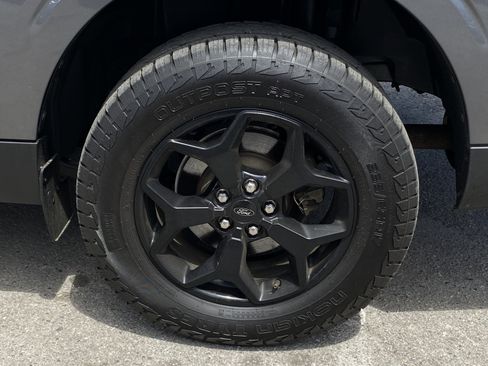 Used 2022 Ford Maverick XLT w/ Equipment Group 300A Standard AWD/4WD image 14