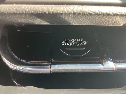 Used 2024 Lincoln Corsair Grand Touring image 23