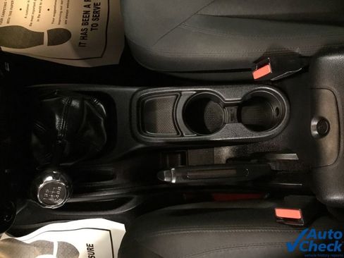 Used 2015 Jeep Wrangler Sport w/ Quick Order Package 23S AWD/4WD image 38