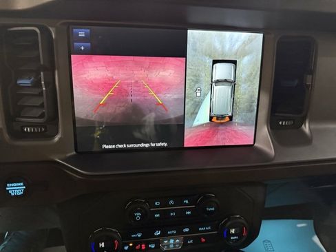 Used 2023 Ford Bronco Outer Banks w/ Sasquatch Package image 9