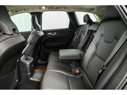 Used 2025 Volvo XC60 T8 Plus w/ Protection Package Premier AWD/4WD image 28