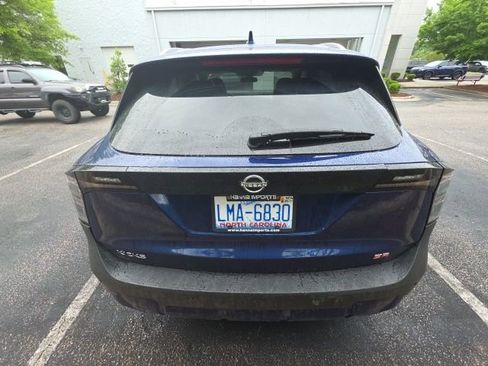 Used 2025 Nissan Kicks SR w/ SR Premium Package FWD image 7