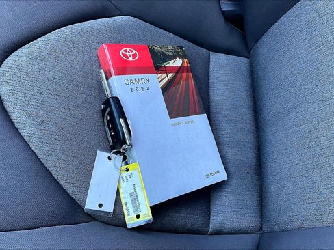 Certified 2022 Toyota Camry LE image 14