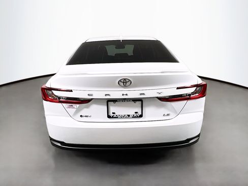 Used 2025 Toyota Camry LE w/ Convenience Package image 6