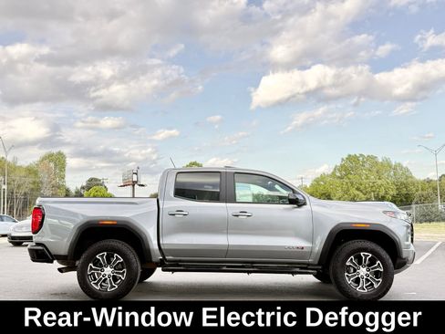 Used 2023 GMC Canyon AT4 w/ AT4 Premium Package AWD/4WD image 11