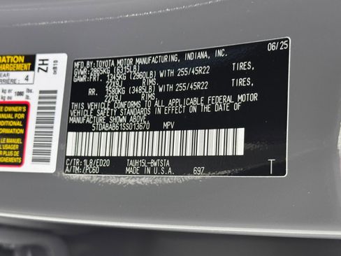 Used 2025 Lexus TX 500h AWD w/ Technology Package image 47