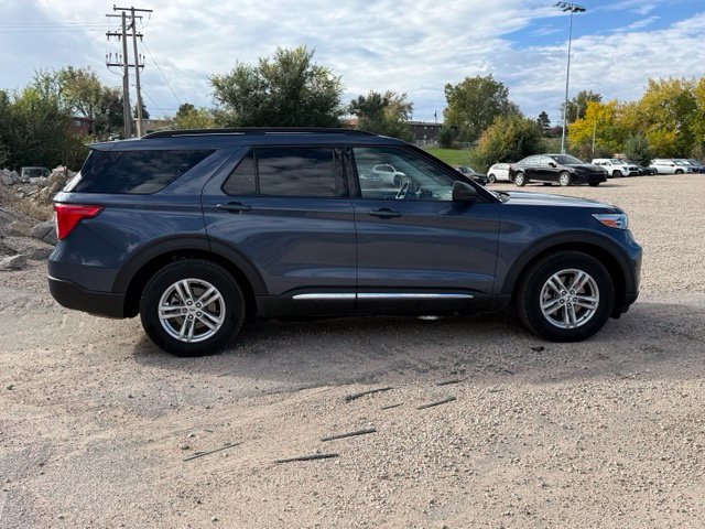 Used 2021 Ford Explorer XLT w/ Equipment Group 202A AWD/4WD image 6