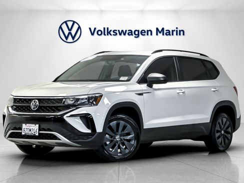Used 2022 Volkswagen Taos S image 1