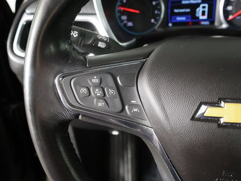 Used 2019 Chevrolet Equinox LT w/ LPO, Cargo Package FWD image 38