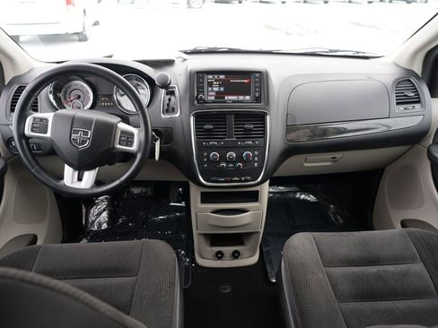 Used 2017 Dodge Grand Caravan SE w/ Power Window Group image 26