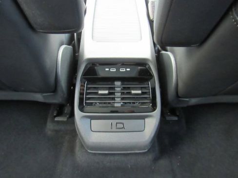 Used 2021 Volkswagen ID.4 1st Edition image 28