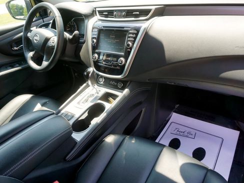 Used 2024 Nissan Murano SV image 25