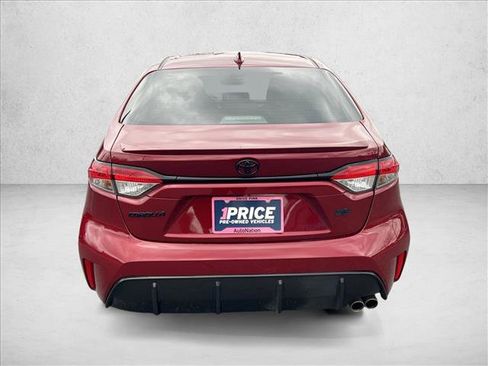 Used 2024 Toyota Corolla SE image 6