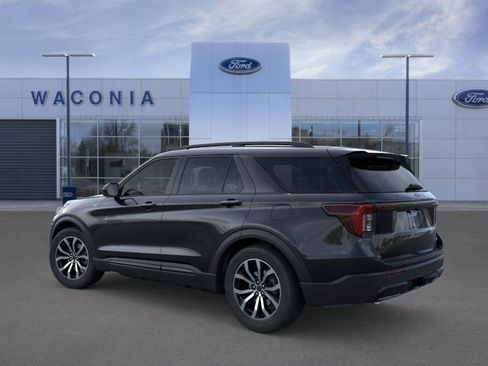 New 2026 Ford Explorer ST-Line image 4