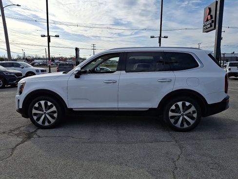Used 2021 Kia Telluride S image 4